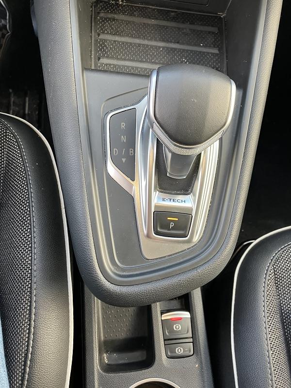 Renault Captur 1.6 E-TECH HYBRIDE RECHARGEABLE - 160 BVA MULTI-