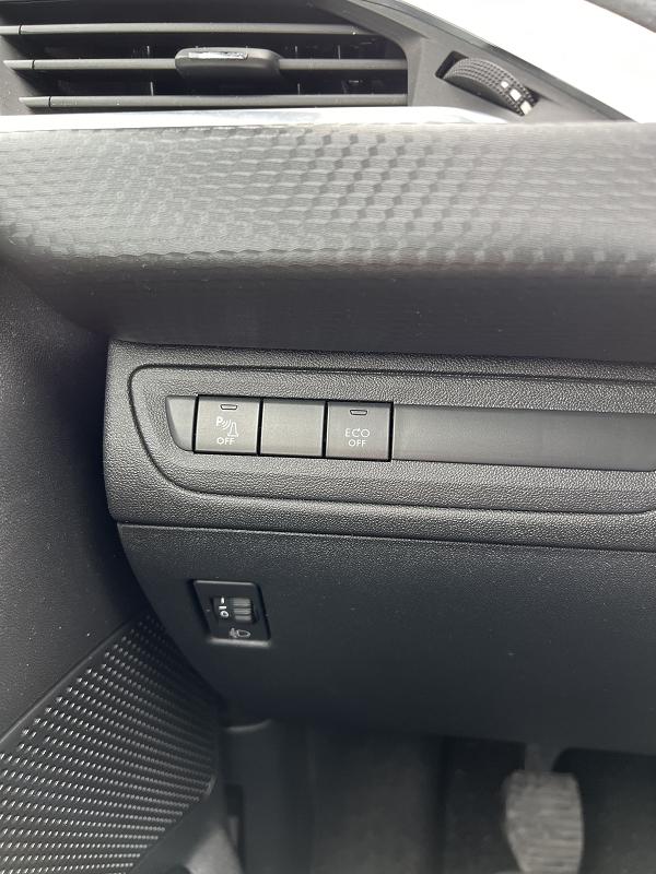 Peugeot 2008 1.2 PURETECH 130CV STYLE