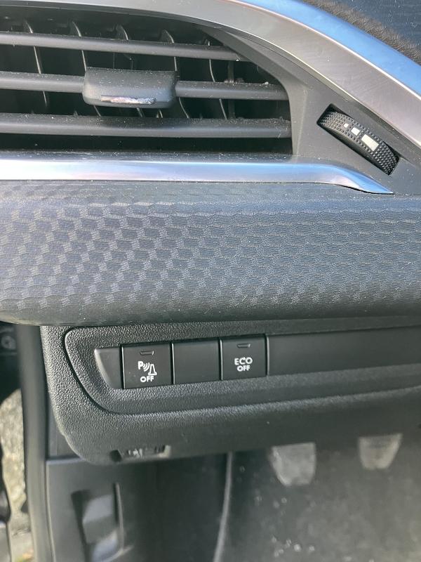 Peugeot 2008 1.2 PURETECH 130CV STYLE