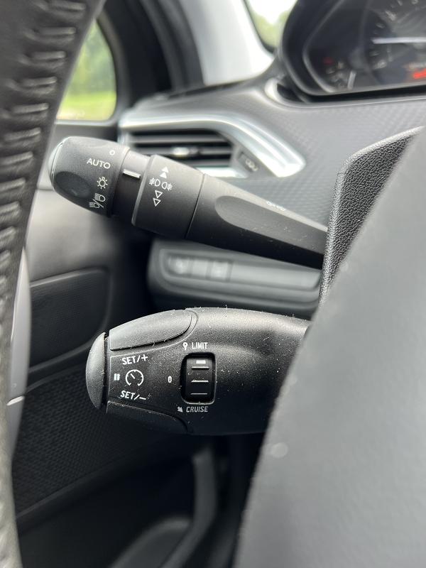 Peugeot 2008 1.2 PURETECH 130CV STYLE