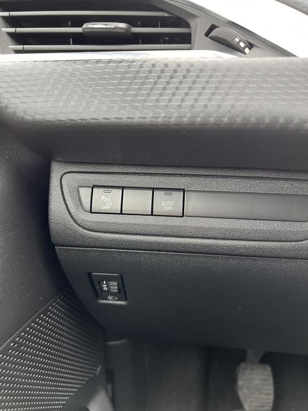 Peugeot 2008 1.2 PURETECH 130CV STYLE