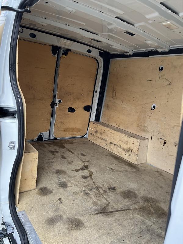 Nissan NV300 2.0 DCI L1H1 2T8 120CH OPTIMA