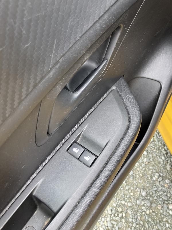 Peugeot 208 1.2I PURETECH 12V S&S - 75 LIKE