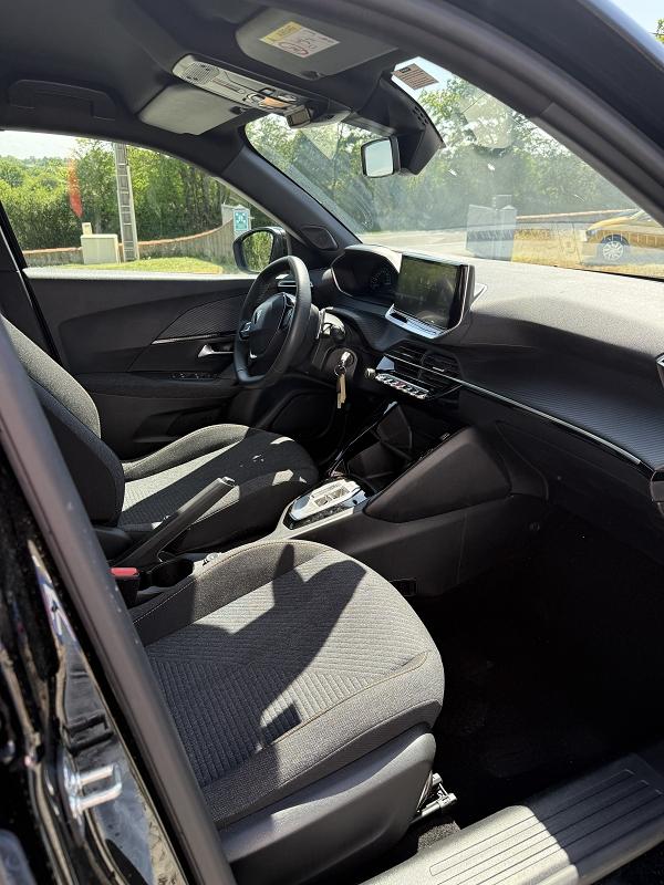 Peugeot 2008 1.2I HYBRID - 136 BV E-DCS6 STYLE
