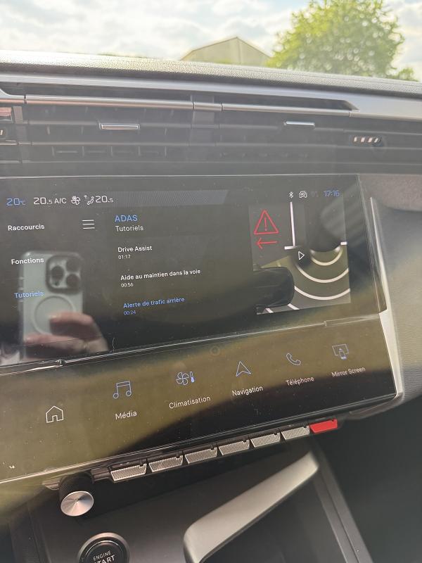 Peugeot 408 1.2I HYBRID -136 - BV E-DCS6 ALLURE