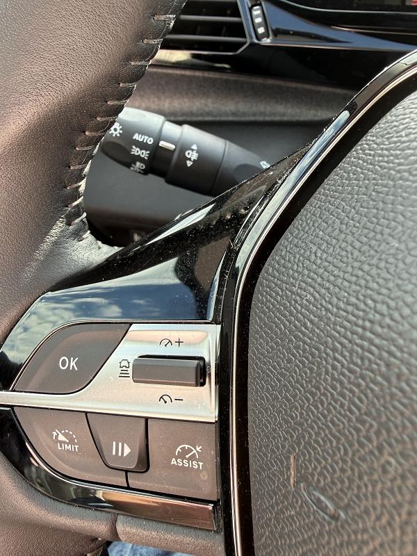 Peugeot 408 1.2I HYBRID -136 - BV E-DCS6 ALLURE
