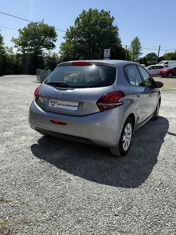 Peugeot 208 1.2I PURETECH 12V - 68 LIKE