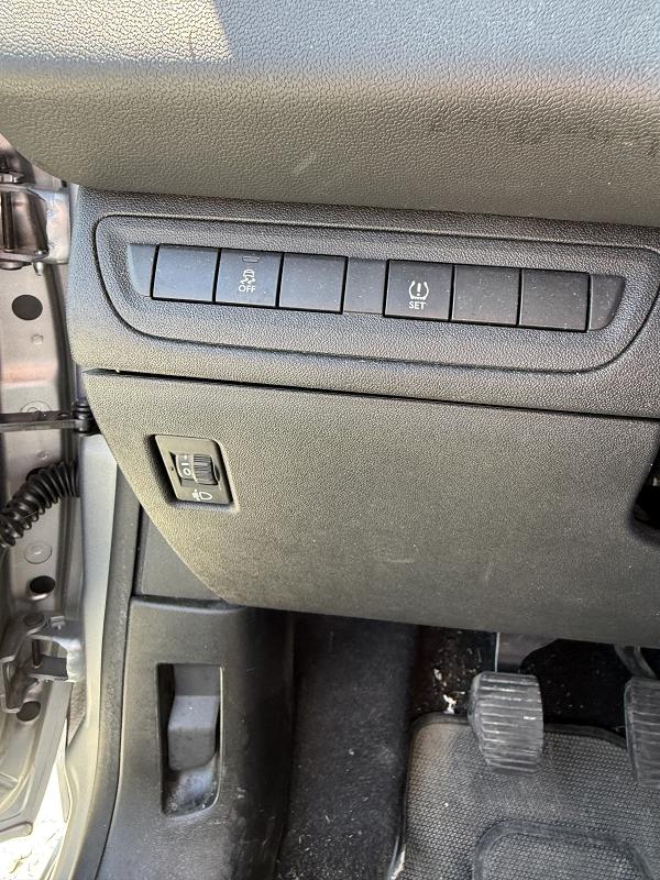 Peugeot 208 1.2I PURETECH 12V - 68 LIKE