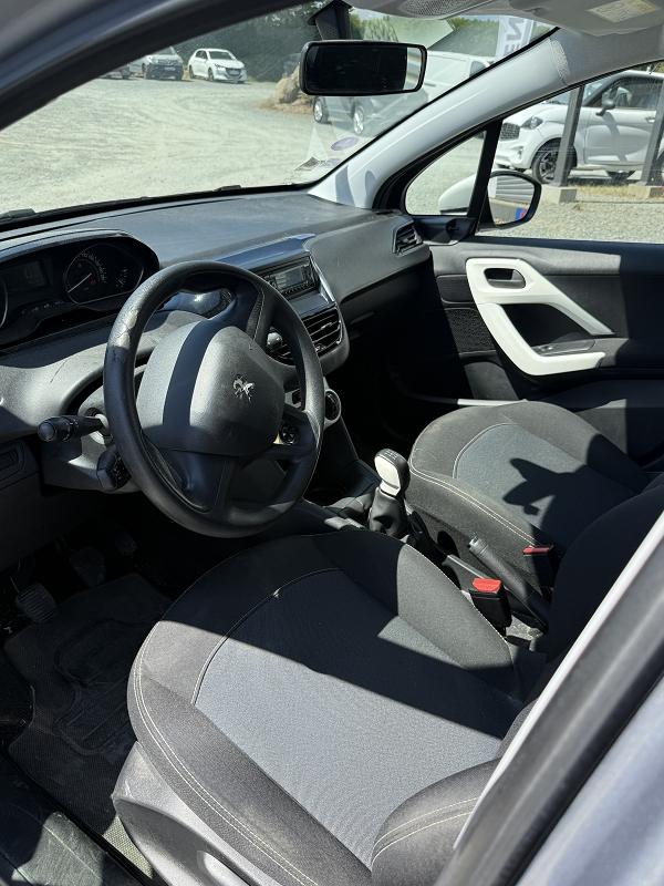 Peugeot 208 1.2I PURETECH 12V - 68 LIKE