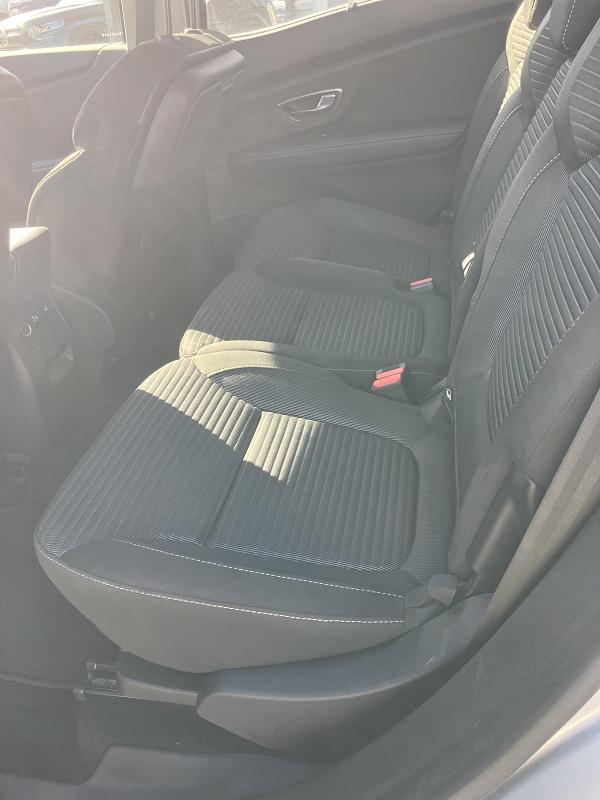 Renault Sc&eacute;nic 1.2 ENERGY TCE 130 BUSINESS