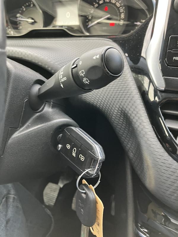 Peugeot 2008 1.6 E-HDI 115CV ALLURE