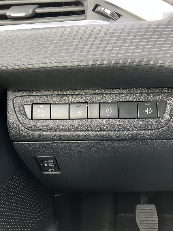 Peugeot 2008 1.6 E-HDI 115CV ALLURE