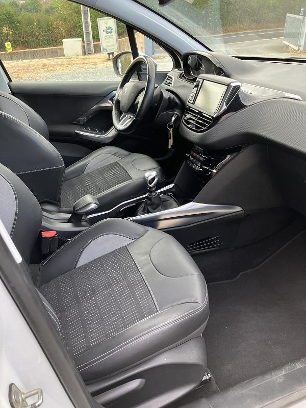 Peugeot 2008 1.6 E-HDI 115CV ALLURE