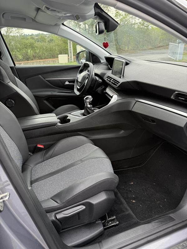 Peugeot 3008 1.5 BLUE HDI 130CV ALLURE