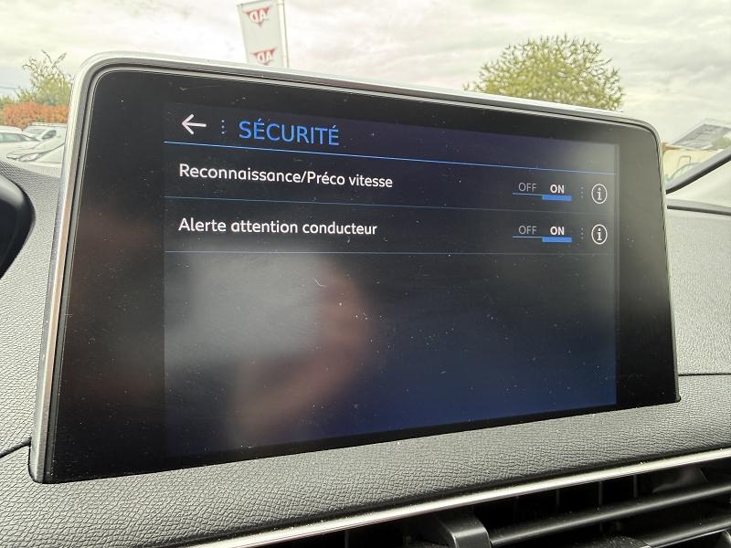 Peugeot 3008 1.5 BLUE HDI 130CV ALLURE