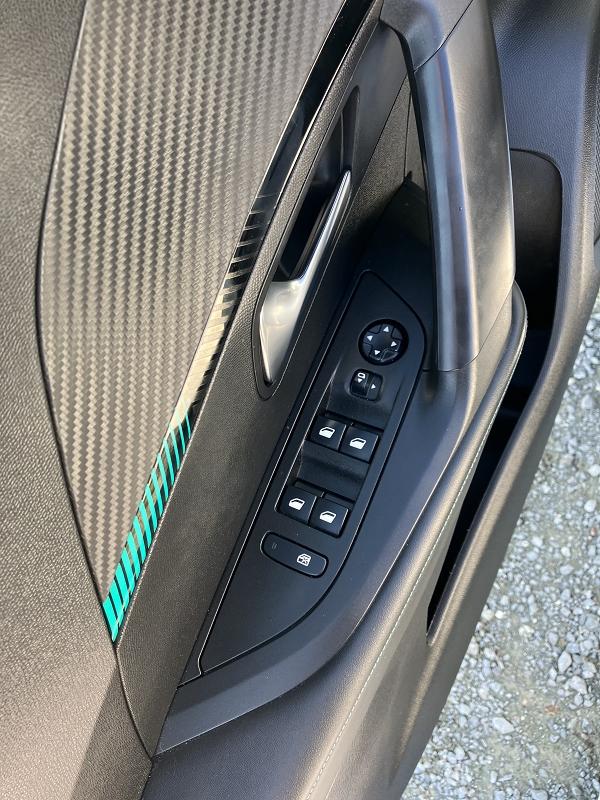 Peugeot 2008 1.5 BLUEHDI S&S - 130 BV EAT8 ALLURE