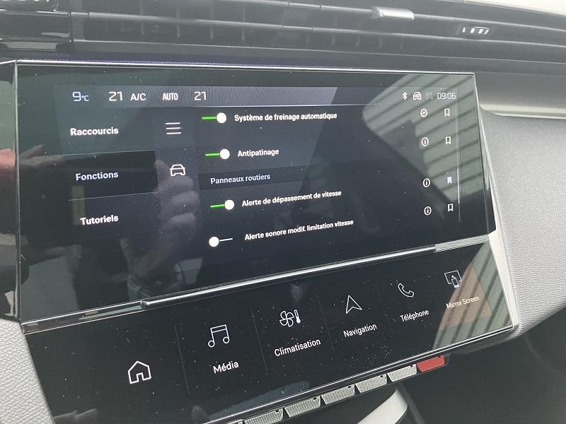 Peugeot 308 1.2I HYBRID - 136 BV E-DCS6 GT
