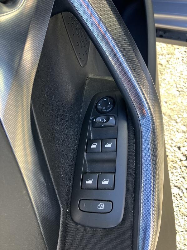 Peugeot 2008 1.6 BLUEHDI 120CV ALLURE