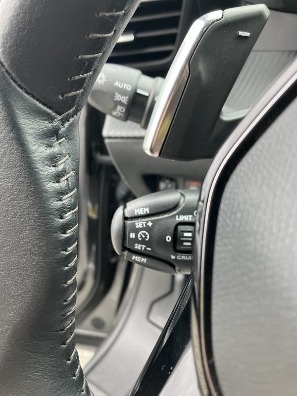 Peugeot 2008 1.5 BLUEHDI S&S - 130 BV EAT8 ALLURE BUSINESS